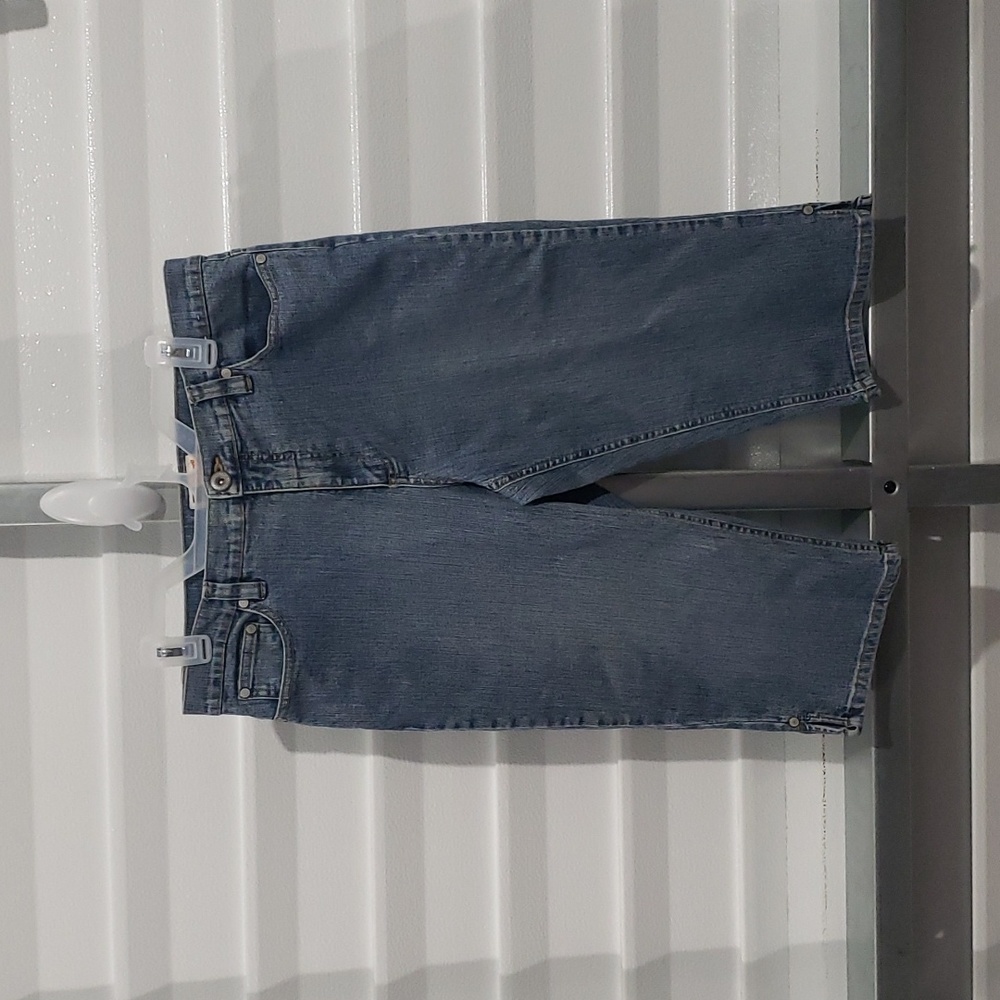 Faded glory brand Capri's size 14‎